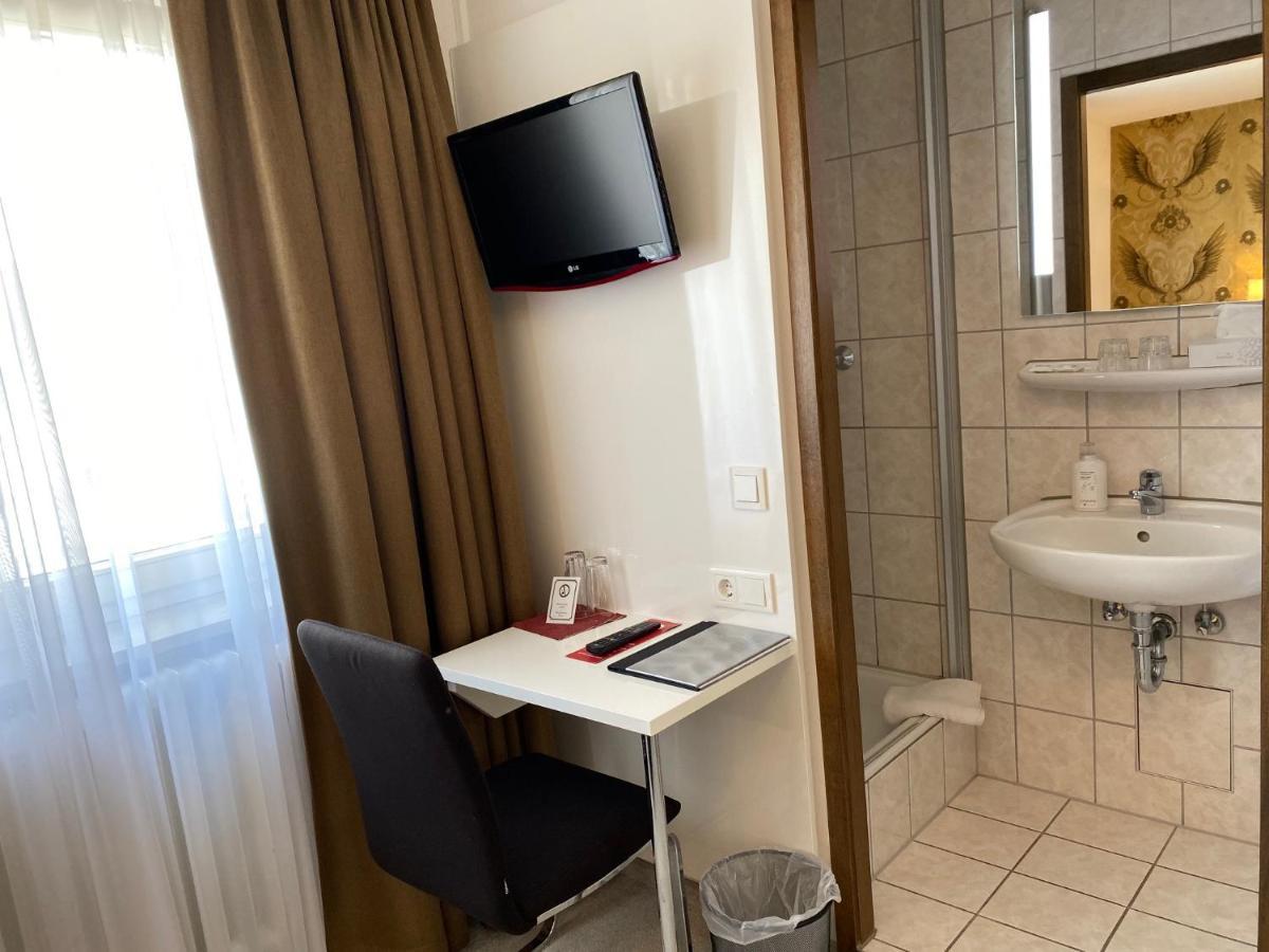 Hotel Hellers Twenty Four II -24H-Check-In- Фридрихсхафен Экстерьер фото