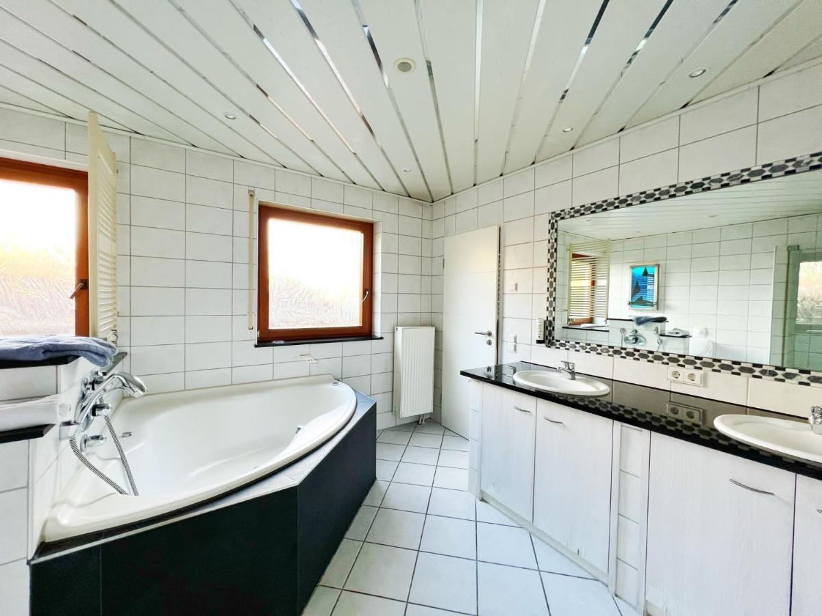 Hotel Hellers Twenty Four II -24H-Check-In- Фридрихсхафен Экстерьер фото