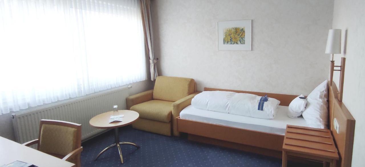 Hotel Hellers Twenty Four II -24H-Check-In- Фридрихсхафен Экстерьер фото