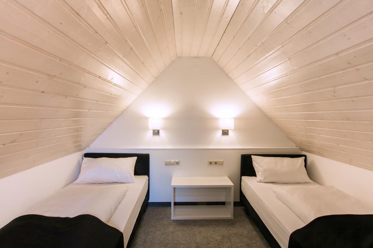 Hotel Hellers Twenty Four II -24H-Check-In- Фридрихсхафен Экстерьер фото